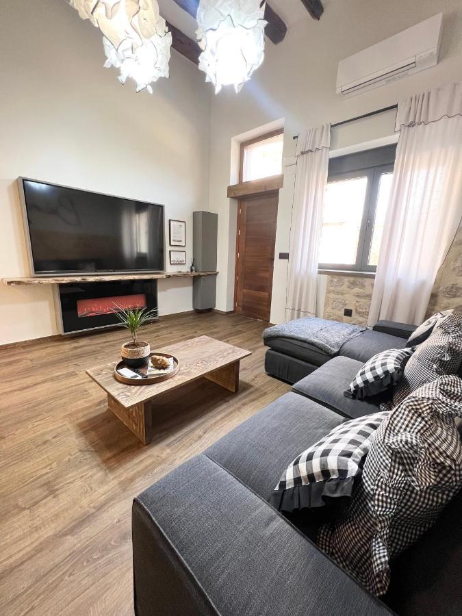 Banova Apartamento Turistico 알하마데아라콘 외부 사진